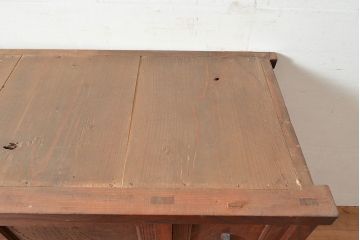 和製アンティーク　和の趣たっぷりの前面ケヤキ材製の関東水屋箪笥(収納棚、茶箪笥、キャビネット)(R-047538)