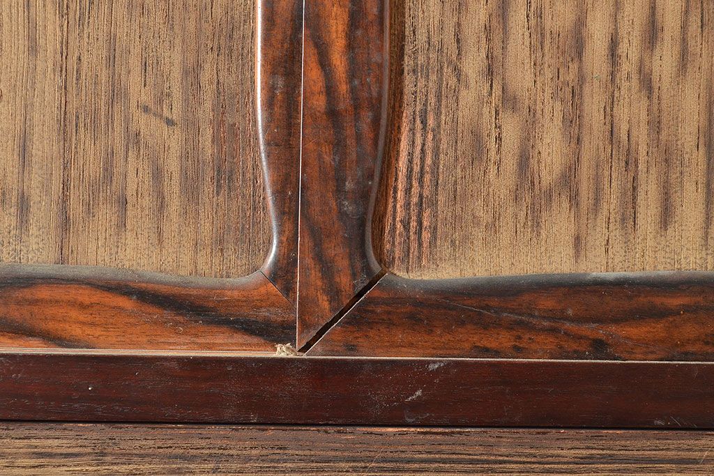 和製アンティーク　上手物!!　総桐材　黒柿材・桑材　3種の木の味わいを存分にお楽しみいただける造りの良いローボード(戸棚、収納棚)(R-047543)