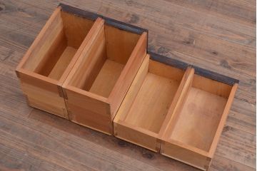 中古　松本民芸家具　M型一面鏡I　直線的なデザインが美しいドレッサー(姿見、鏡台、ミラー)(定価約24万円)(R-047555)