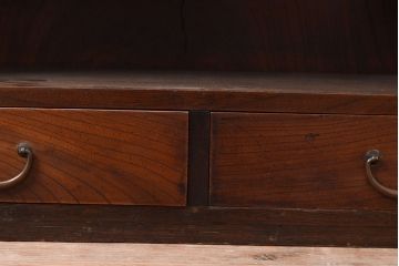 和製アンティーク　年月を重ねた渋い風合いが味のある茶箪笥(茶棚)(R-047562)