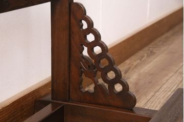 和製アンティーク　馬の透かし彫りがアクセントになっている弓立て(弓道、矢、武具)(R-047564)