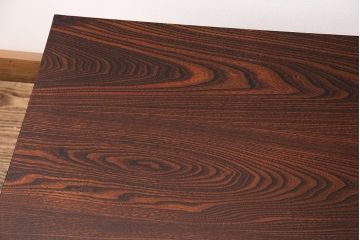 中古 秋田県の川連漆器伝統工芸　ケヤキの無垢材を使用したがんこ箪笥の片袖机(文机、座卓、ローテーブル)(R-047569)