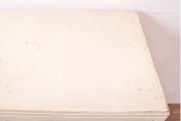 和製アンティーク　ホワイトカラーが可愛らしい雰囲気づくりをしてくれるガラスケース(ショーケース、陳列棚)(R-047570)