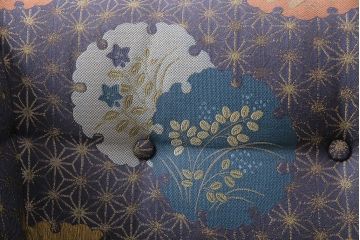 中古　一際目を引く個性的なデザインが素敵なRoche Bobois(ロッシュボボア)のソファ&クッションセット(3人掛け、2人掛け、1人掛け)(定価約110万円)(R-047576)