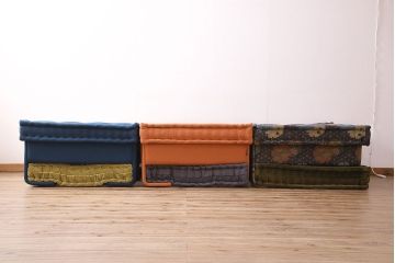 中古　一際目を引く個性的なデザインが素敵なRoche Bobois(ロッシュボボア)のソファ&クッションセット(3人掛け、2人掛け、1人掛け)(定価約110万円)(R-047576)
