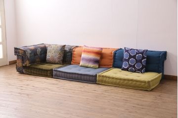 中古　一際目を引く個性的なデザインが素敵なRoche Bobois(ロッシュボボア)のソファ&クッションセット(3人掛け、2人掛け、1人掛け)(定価約110万円)(R-047576)