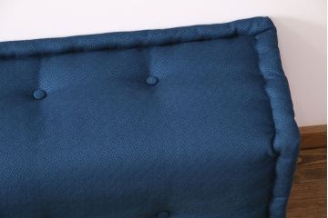 中古　一際目を引く個性的なデザインが素敵なRoche Bobois(ロッシュボボア)のソファ&クッションセット(3人掛け、2人掛け、1人掛け)(定価約110万円)(R-047576)