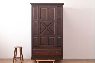 中古　松本民芸家具　A型洋服タンス　洗練された雰囲気の上質なワードローブ(洋服タンス、衣装箪笥、引き出し)(定価約74万円)(R-047577)