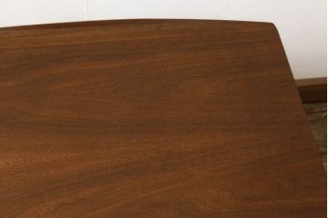 北欧ヴィンテージ　天板のデザインが珍しいチーク材製のセンターテーブル(コーヒーテーブル、ローテーブル、ビンテージ)(R-047580)