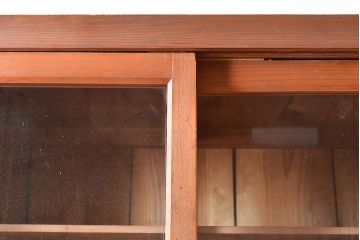 和製アンティーク　前面松材　収納がたっぷりできる、堂々とした佇まいの収納棚(食器棚、戸棚、キャビネット)(R-047589)