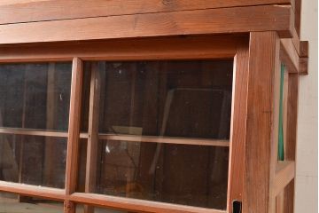 和製アンティーク　前面松材　収納がたっぷりできる、堂々とした佇まいの収納棚(食器棚、戸棚、キャビネット)(R-047589)