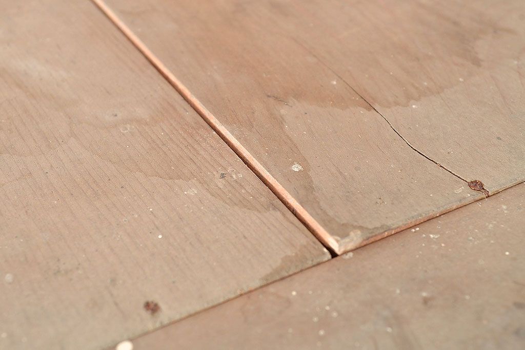 和製アンティーク　前面ヒノキ材　ノスタルジックな空間を高める三尺重ね戸棚(収納棚、キャビネット、食器棚)(R-047592)