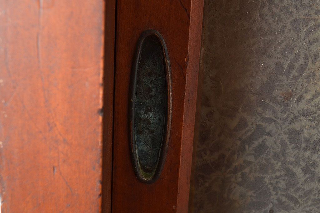 和製アンティーク　前面ヒノキ材　ノスタルジックな空間を高める三尺重ね戸棚(収納棚、キャビネット、食器棚)(R-047592)