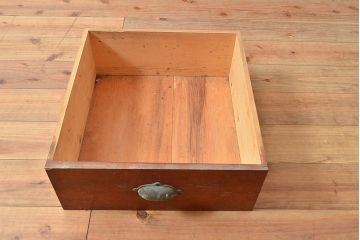 和製アンティーク　前面ヒノキ材　ノスタルジックな空間を高める三尺重ね戸棚(収納棚、キャビネット、食器棚)(R-047592)