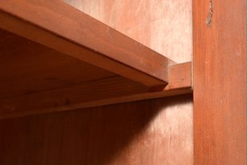 和製アンティーク　前面ヒノキ材　ノスタルジックな空間を高める戸棚(収納棚、キャビネット、食器棚、サイドボード)(R-047594)