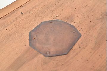 和製アンティーク　前面ヒノキ材　ノスタルジックな空間を高める戸棚(収納棚、キャビネット、食器棚、サイドボード)(R-047594)