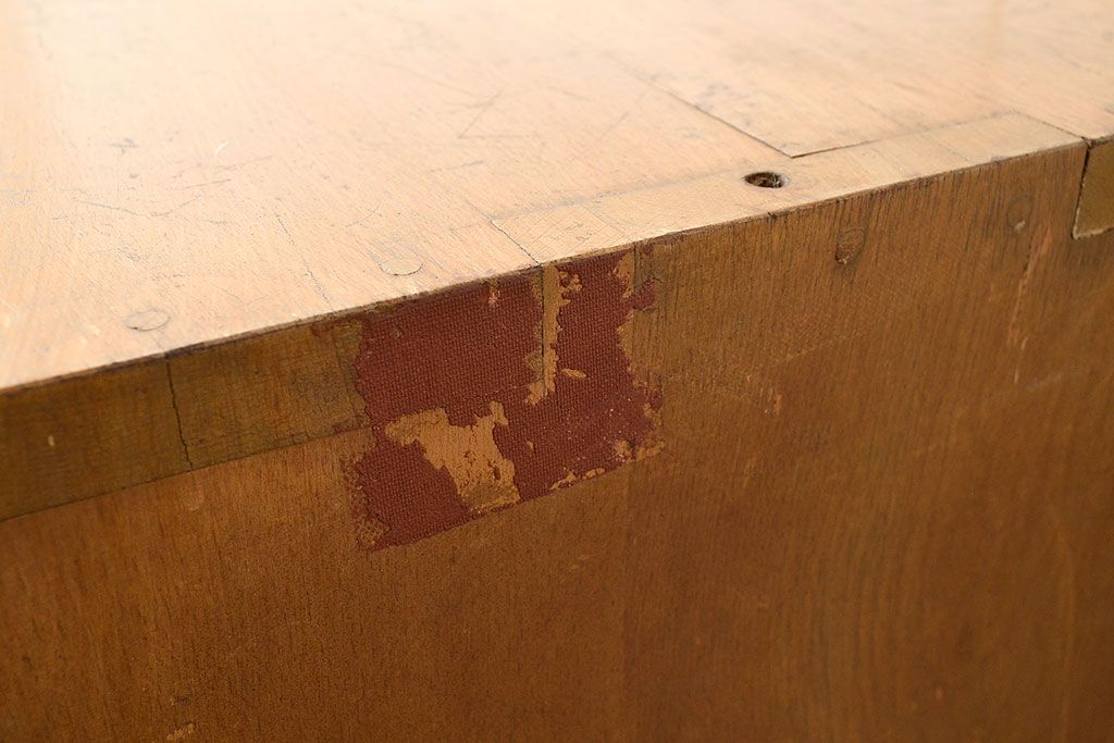 和製アンティーク　ナラ材製　小物収納に便利な北欧インテリアの雰囲気が漂うキャビネット(収納棚、リビングボード、引き出し)(R-047597)