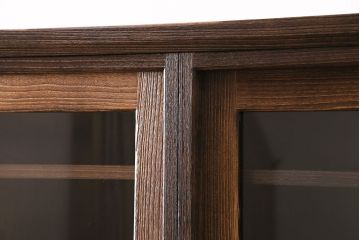 中古　美品　桐里工房製!しっとりとした落ち着きのある佇まいが魅力的な総桐材製キャビネット(収納棚、戸棚)(定価約100万円)(R-047598)