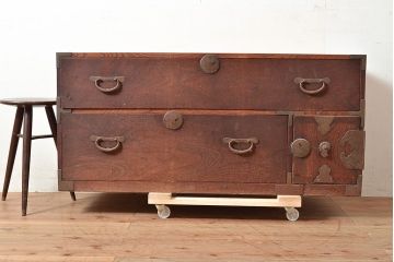 和製アンティーク　ケヤキの木目が和の趣を演出する仙台箪笥(重ね箪笥、時代箪笥、衣装箪笥)(R-047603)