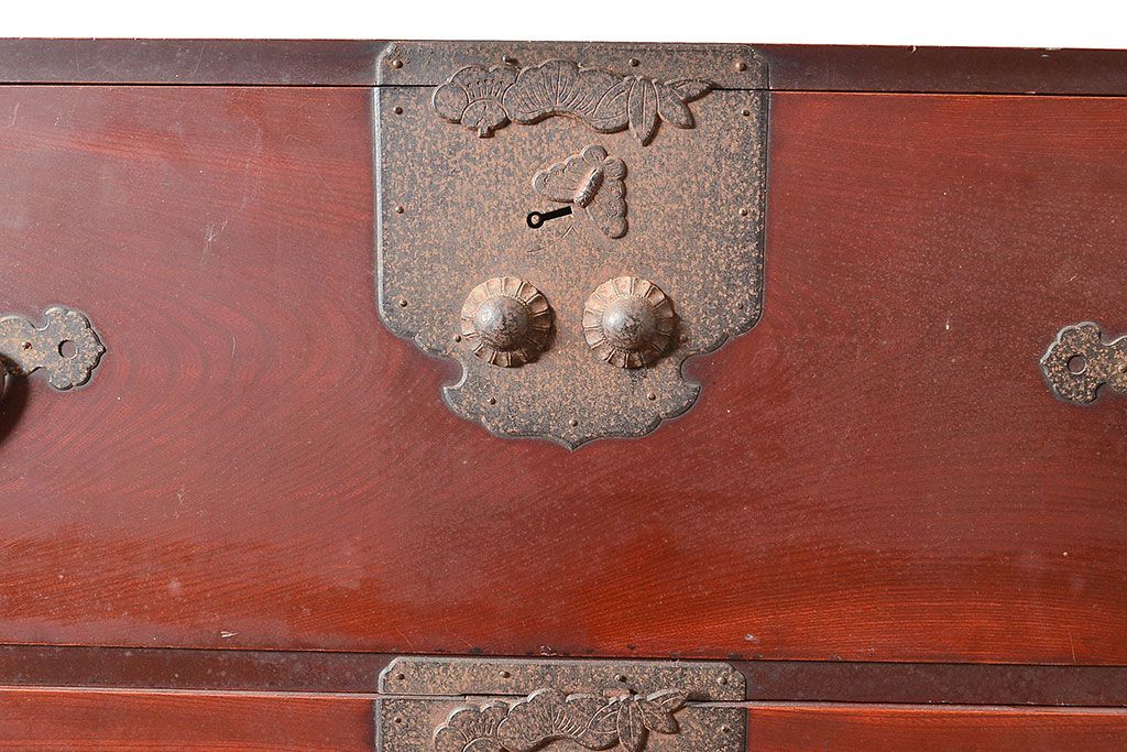 和製アンティーク　上手物!前面欅(ケヤキ)材の上品な二本松箪笥(重ね箪笥、時代箪笥、衣装箪笥)(R-047605)