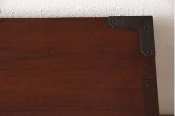 和製アンティーク　上手物!前面欅(ケヤキ)材の上品な二本松箪笥ローボード(時代箪笥、衣装箪笥、ローチェスト)(R-047606)