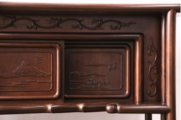 中古　国産指物家具　紫檀(シタン)材　高級品!漆塗りが上品な和の雰囲気を醸し出す飾り棚(茶棚、違い棚、戸棚、収納棚)(R-047625)
