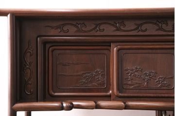 中古　国産指物家具　紫檀(シタン)材　高級品!漆塗りが上品な和の雰囲気を醸し出す飾り棚(茶棚、違い棚、戸棚、収納棚)(R-047625)