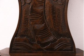 中古　伝統工芸の軽井沢彫りの一品!桜の彫刻が見事なダイニングチェア(イス)(R-047626)