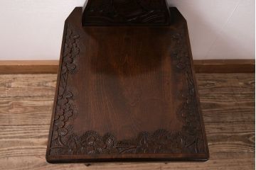 中古　伝統工芸の軽井沢彫りの一品!桜の彫刻が見事なダイニングチェア(イス)(R-047626)
