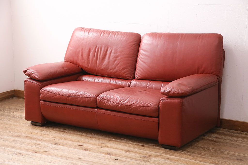 中古　スペイン製　VAROSA VALENTI(バロッサ バレンティ)　高級品!大人な雰囲気を醸し出す二人掛けソファ　定価約100万円　(R-047628)