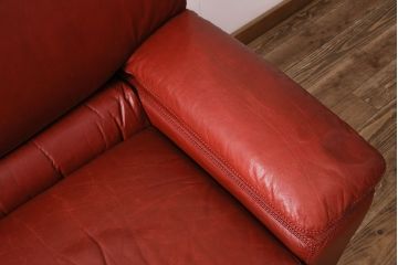 中古　スペイン製　VAROSA VALENTI(バロッサ バレンティ)　高級品!大人な雰囲気を醸し出す二人掛けソファ　定価約100万円　(R-047628)