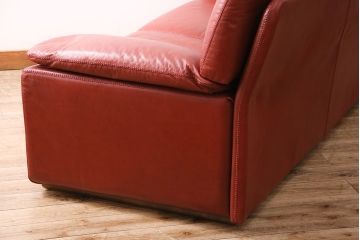 中古　スペイン製　VAROSA VALENTI(バロッサ バレンティ)　高級品!大人な雰囲気を醸し出す二人掛けソファ　定価約100万円　(R-047628)