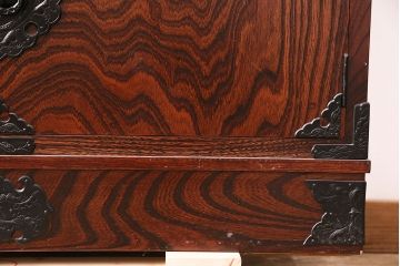 中古　伝統民芸　岩谷堂箪笥　No.233　拭き漆塗りが上品なキャビネット(書棚、本箱、ブックケース)(定価約45万円)
