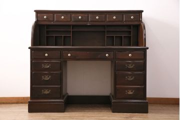 海外ヴィンテージ　ETHAN ALLEN(イーセンアーレン)　丸みのある蛇腹式の扉がお洒落なロールトップデスク(机、在宅ワーク、在宅用ビンテージ)(R-047641)