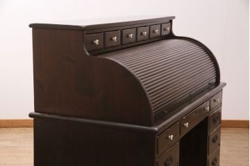 海外ヴィンテージ　ETHAN ALLEN(イーセンアーレン)　丸みのある蛇腹式の扉がお洒落なロールトップデスク(机、在宅ワーク、在宅用ビンテージ)(R-047641)