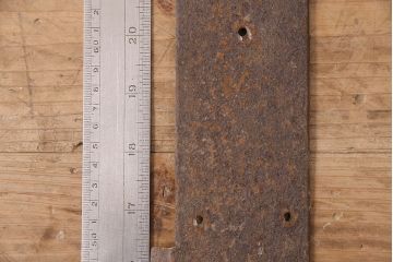 アンティーク雑貨　錆びた風合いが時代の味を感じる蔵戸の錠前金具(ディスプレイ雑貨、蔵戸パーツ)(R-047652)