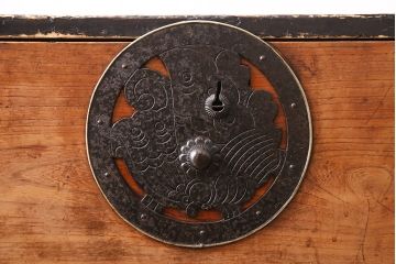 アンティーク　跳覆輪金具　時代の味を感じる欅材製の会津箪笥(重ね箪笥、衣装箪笥、整理箪笥、引き出し)(R-047662)