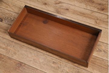 アンティーク　イギリス　エドワーディアン様式　高級品!!　優雅な空間を演出してくれるマホガニー材製のパーラーキャビネット(飾り棚、収納棚)(R-047665)