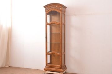 中古　アメリカ輸入モデル　DREXEL HERITAGE(ドレクセルヘリテイジ)　エレガントな佇まいが魅力的な縦長シルエットのキュリオケース(飾り棚、コレクションケース、ガラスケース)(R-047666)