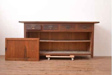 和製アンティーク　幅がたっぷりあるレトロなカウンターテーブル(サイドボード、収納棚)(R-047676)