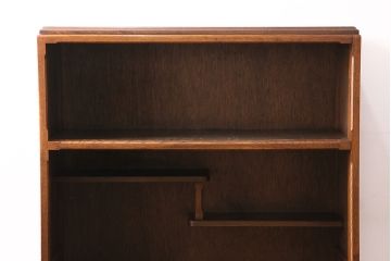 アンティーク　前面ケヤキ材製　凛とし佇まいが上質な空間を演出してくれる茶箪笥(茶棚、飾り棚、収納棚)(R-047683)