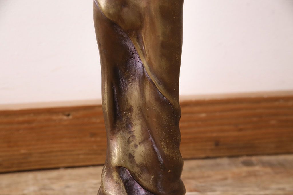 海外　ビンテージ照明　赤・シェード　ブロンズ像　華やかな空間を演出してくれるスタンドライト(照明、フロアスタンド)(R-047687)