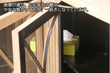 イギリスアンティーク　人気のストリップド(剥離)家具!お部屋のアクセントにもなる珍しいデザインのオーク材製コーナーキャビネット(収納棚、戸棚、ブックケース)(R-047695)