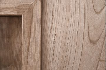 アンティーク建具　明治大正期　欅(ケヤキ)材の一枚板を使用した和の趣あふれる蔵戸　(R-047697)