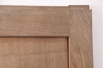 アンティーク建具　明治大正期　欅(ケヤキ)材の一枚板を使用した和の趣あふれる蔵戸　(R-047697)