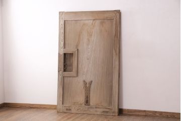 アンティーク建具　ケヤキの一枚板を使用した、和の趣あふれる蔵戸(玄関戸、引き戸、建具)(R-047697)