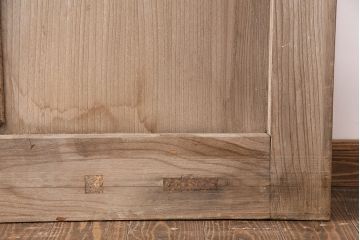 アンティーク建具　ケヤキの一枚板を使用した、和の趣あふれる蔵戸(玄関戸、引き戸、建具)(R-047697)