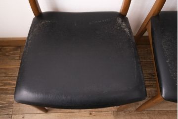 北欧ヴィンテージ　チーク材　メンズライクなお部屋にも合うスタイリッシュなデザインのチェア4脚セット(ダイニングチェア、椅子、ビンテージ)(R-047700)