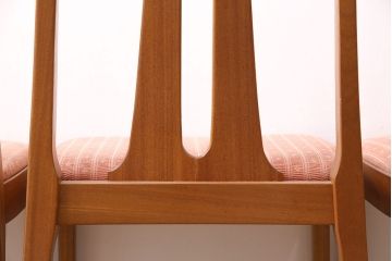 イギリスヴィンテージ　チーク材　温もり溢れるダイニング作りにおすすめのチェア4脚セット(ダイニングチェア、椅子、ビンテージ)(R-047702)