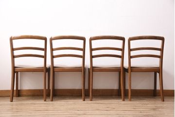 北欧ヴィンテージ　G-PLAN(ジープラン)　チーク材　お部屋に取り入れやすいデザインが魅力のチェア4脚セット(ダイニングチェア、椅子、ビンテージ)(R-047703)